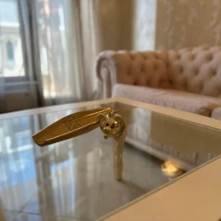 Yo Two - Lux With Parking Апартамент