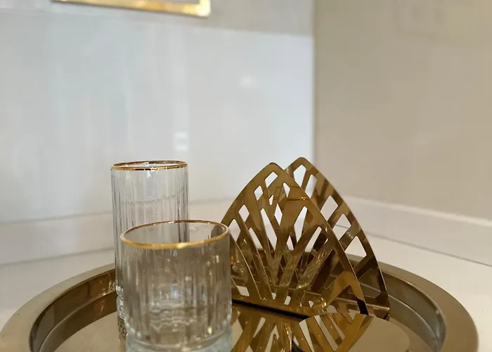 Yo Two - Lux With Parking Apartamento